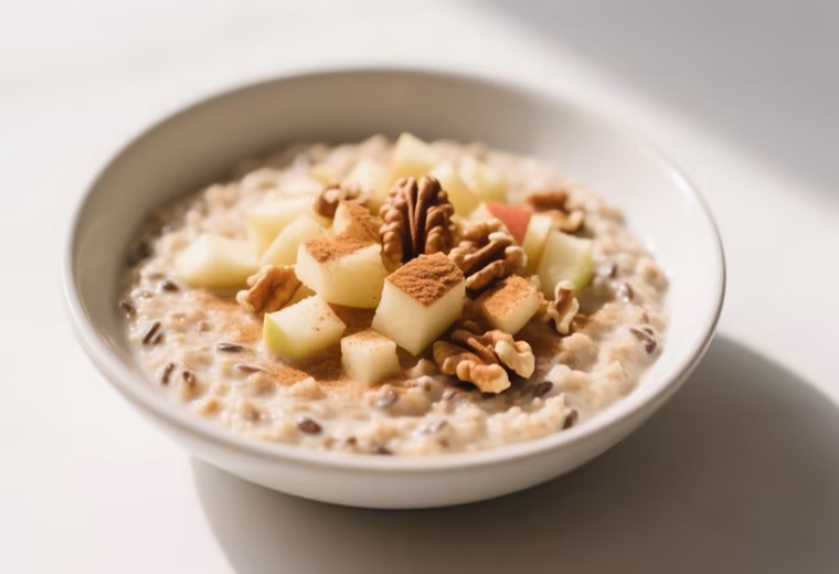 Steel-Cut Oats with Apple, Cinnamon & Walnuts